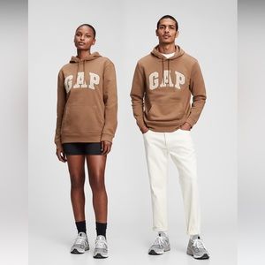 Men’s Gap Logo Hoodie in Brown